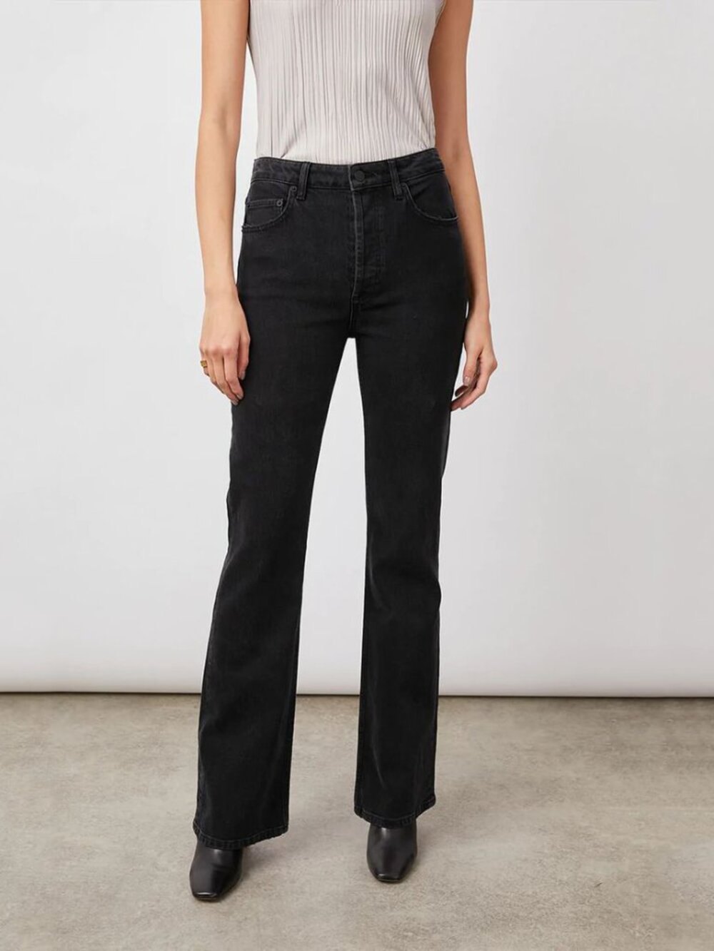 Rails The Sunset High Rise Slim Flare Jeans in Tarmac - sz 26